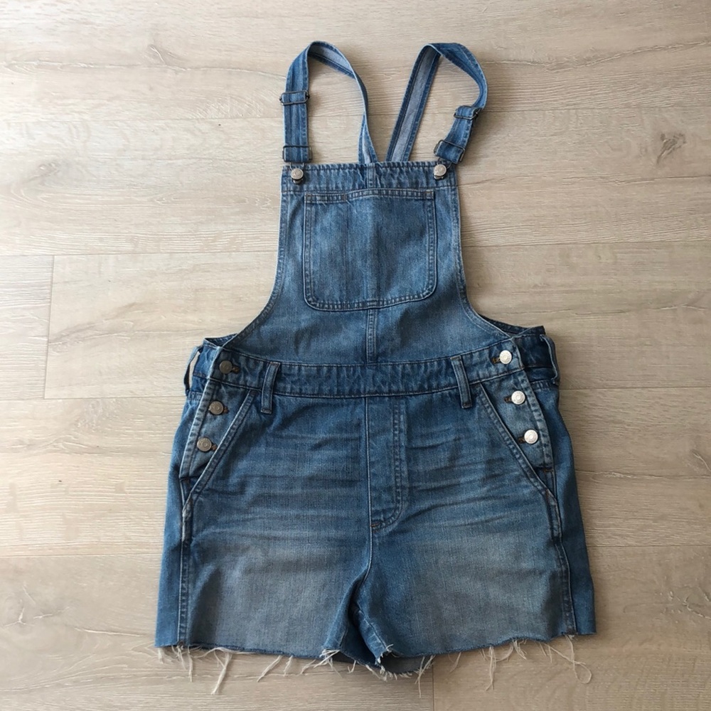 Madewell overall shorts